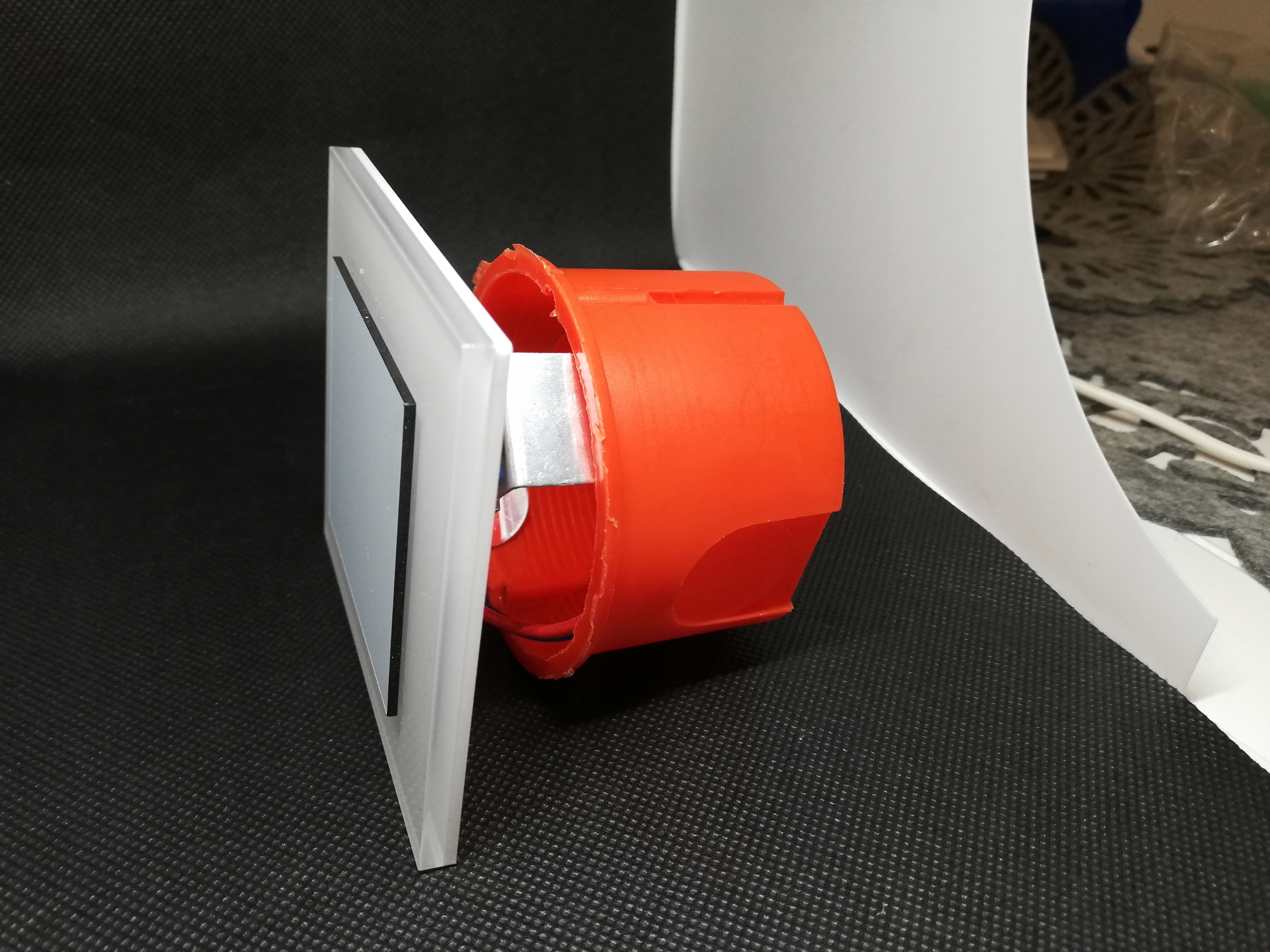 Zestaw 6x Lampka schodowa LED 230+ 2 czujka ruchu SREBRNA ZIMNA LUB CIEPŁA - obrazek 15